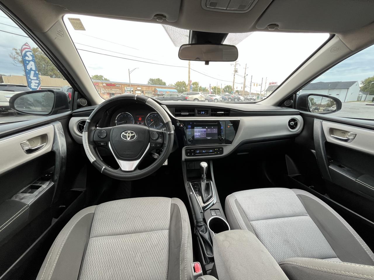 Toyota Corolla LE CVT 2017