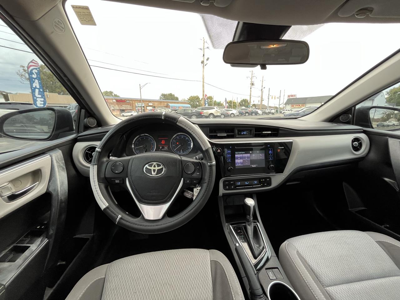 Toyota Corolla LE CVT 2017
