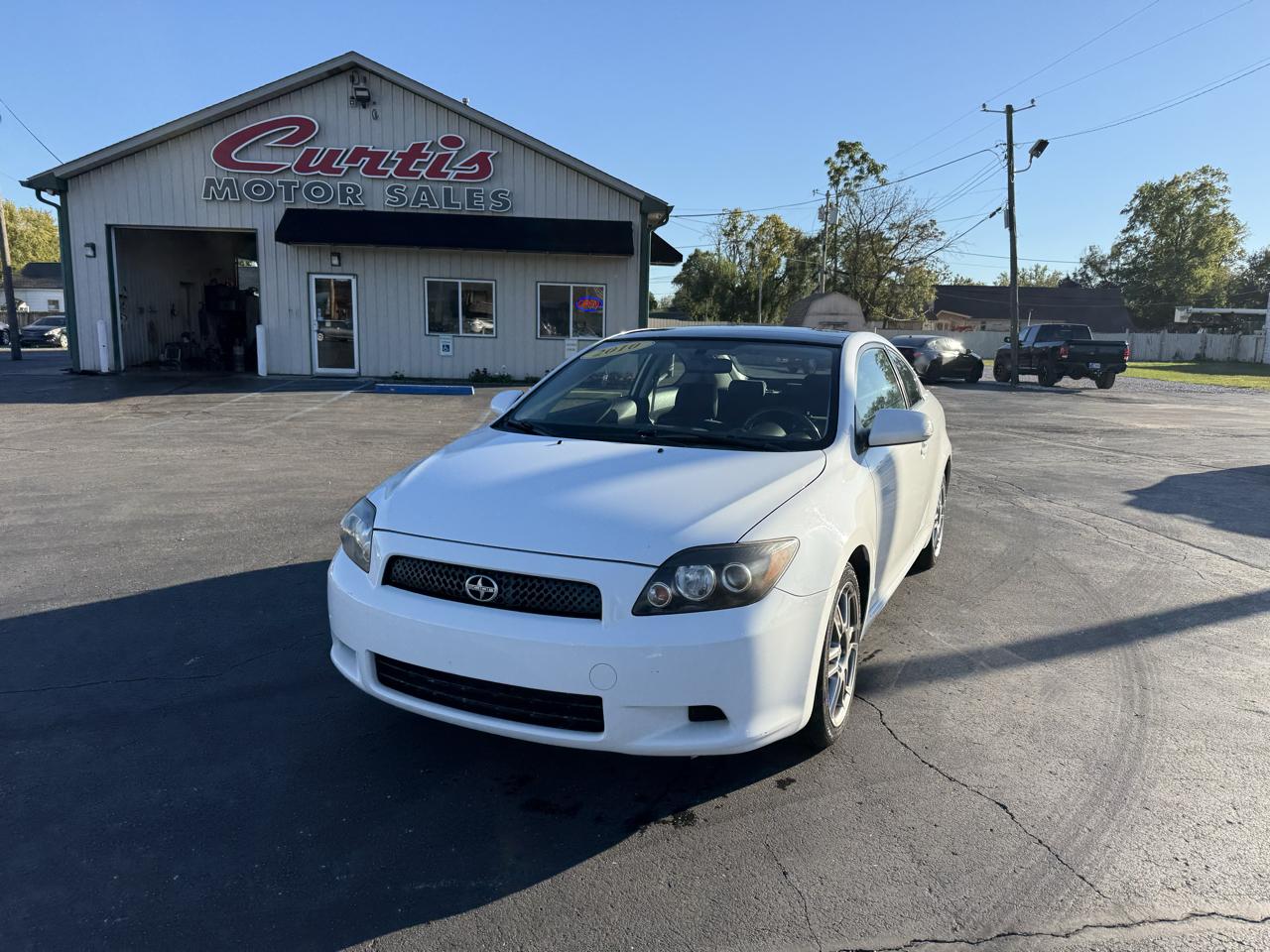 Scion tC Sports Coupe 4-Spd AT 2010