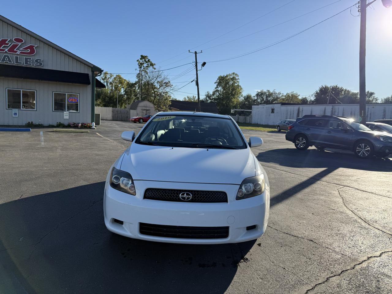 Scion tC Sports Coupe 4-Spd AT 2010