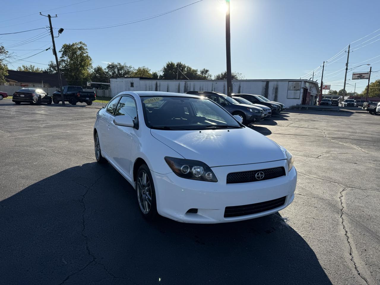 Scion tC Sports Coupe 4-Spd AT 2010