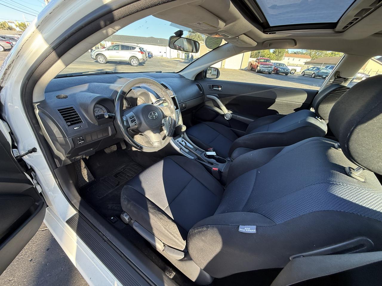 Scion tC Sports Coupe 4-Spd AT 2010