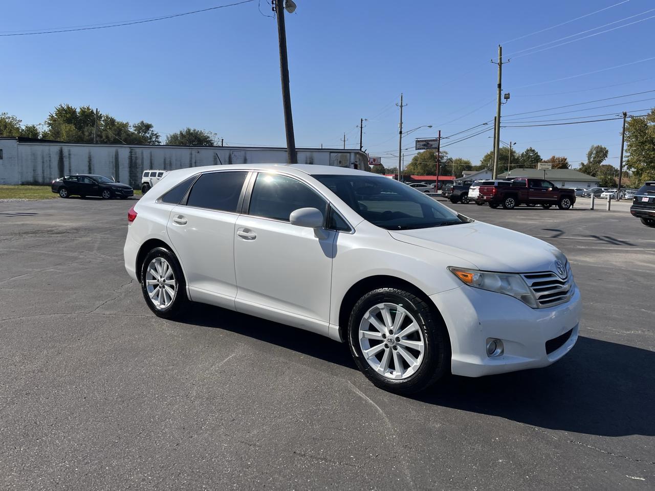 Toyota Venza LE I4 AWD 2012