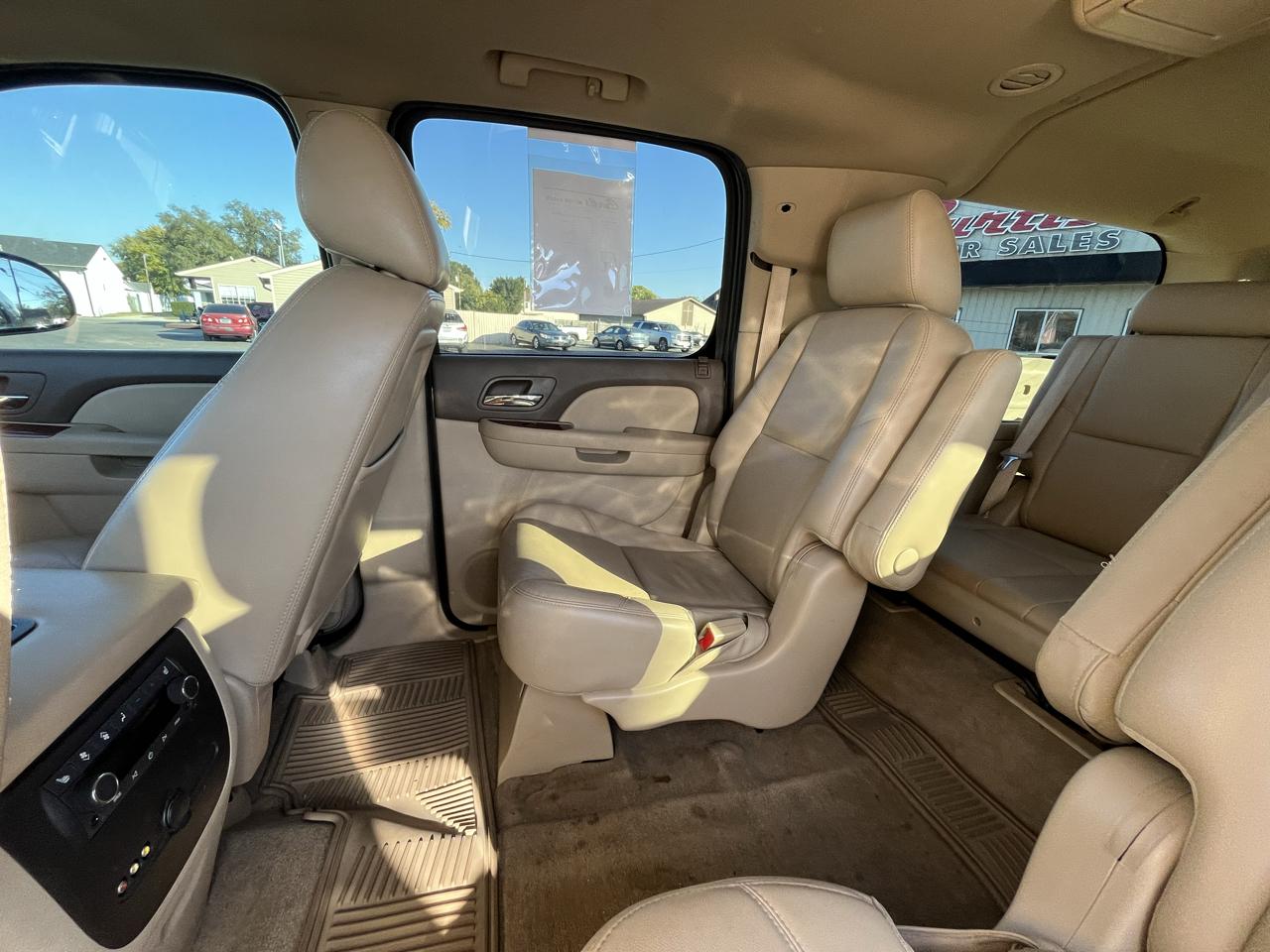 Chevrolet Suburban LTZ 1500 4WD 2014