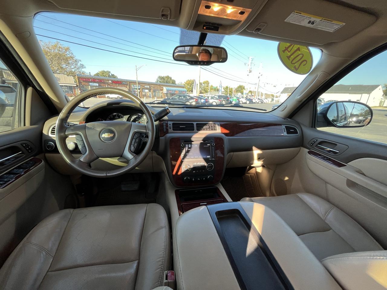 Chevrolet Suburban LTZ 1500 4WD 2014