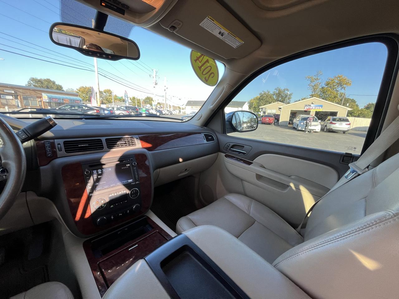 Chevrolet Suburban LTZ 1500 4WD 2014