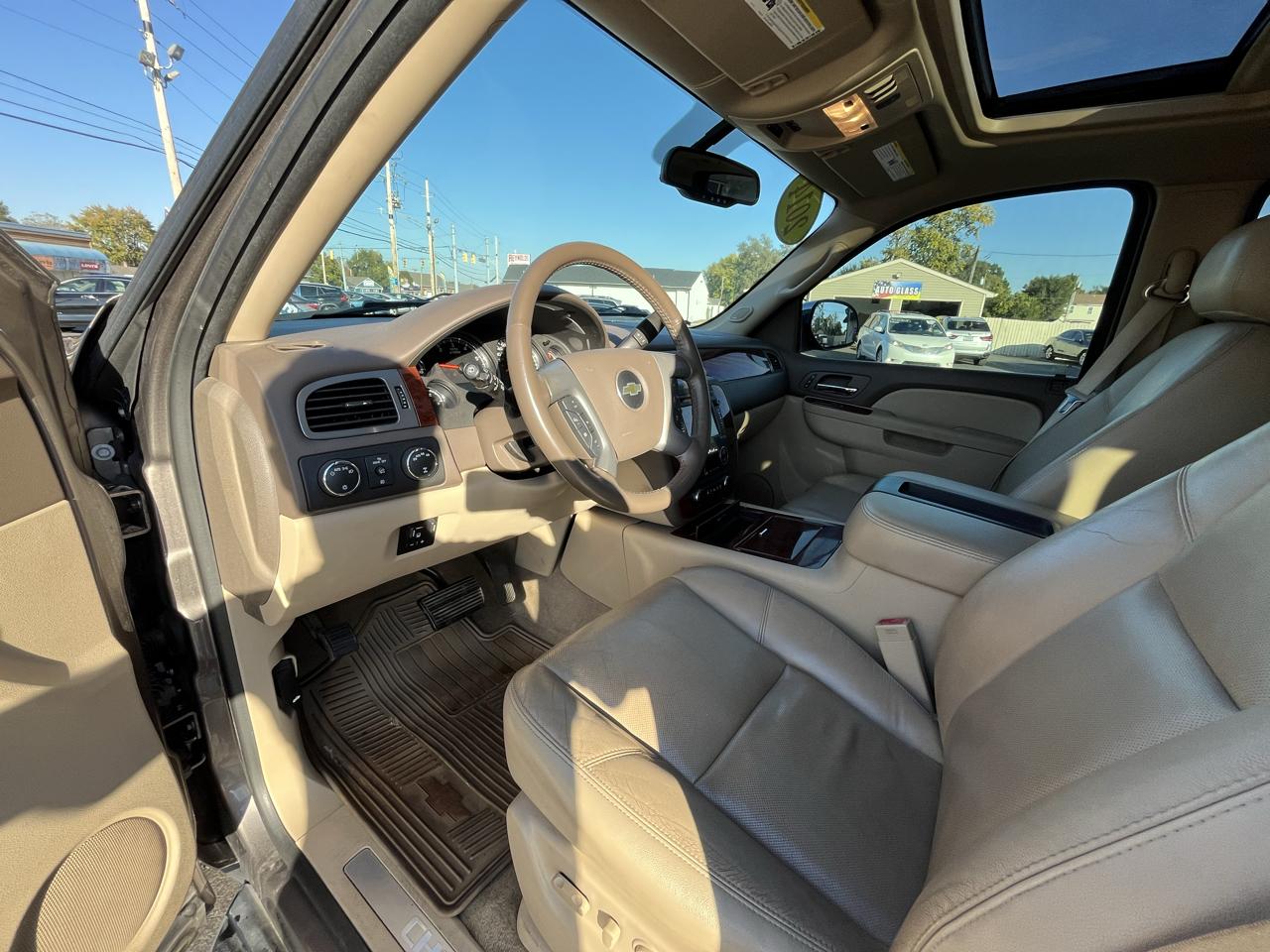 Chevrolet Suburban LTZ 1500 4WD 2014