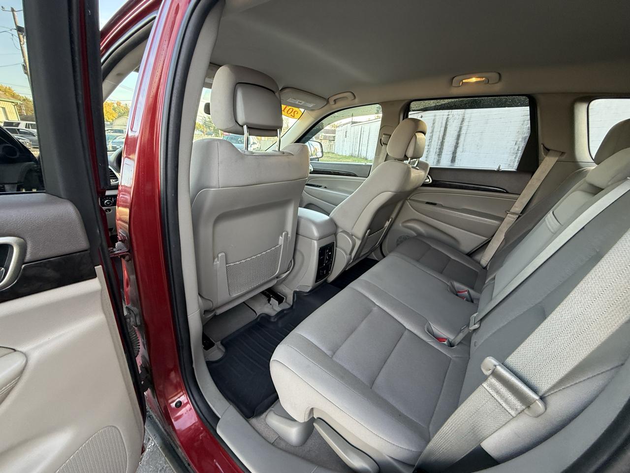 Jeep Grand Cherokee Laredo 4WD 2013