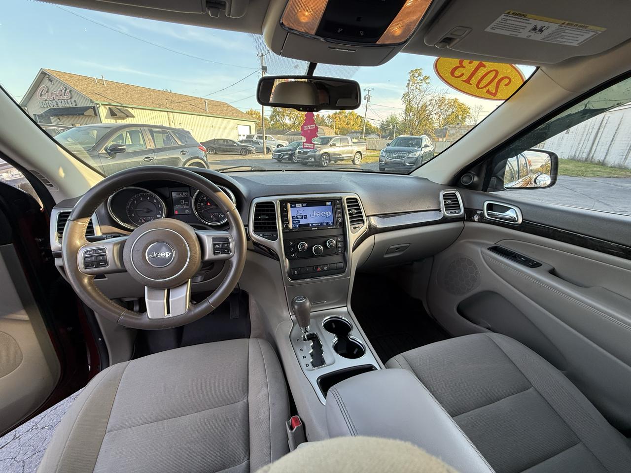 Jeep Grand Cherokee Laredo 4WD 2013