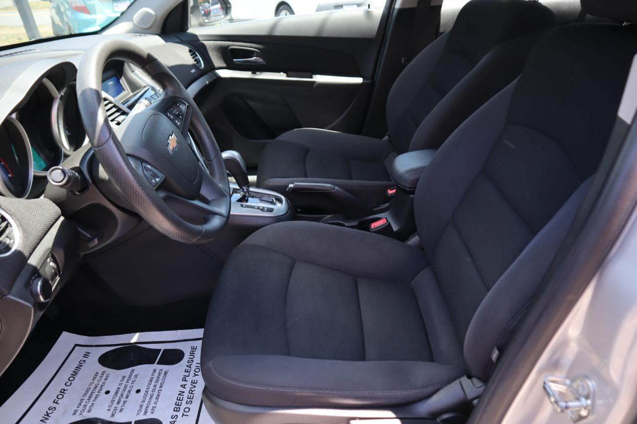 Chevrolet Cruze Limited 4dr Sdn Auto LT w/1LT 2016