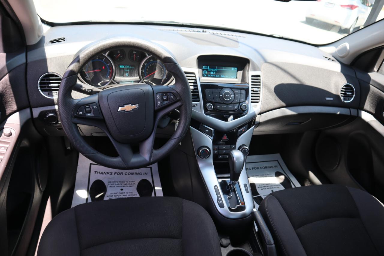 Chevrolet Cruze Limited 4dr Sdn Auto LT w/1LT 2016
