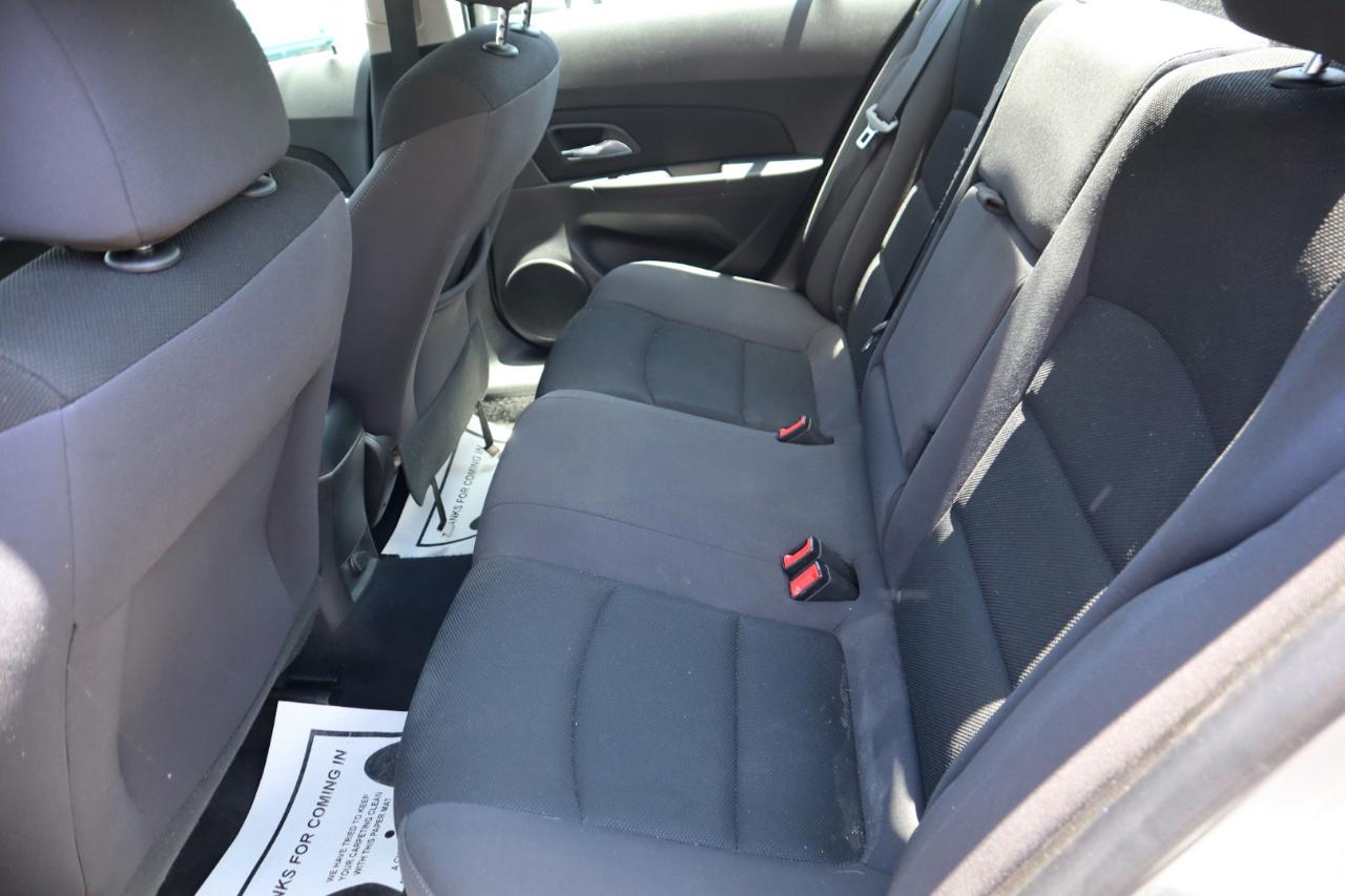 Chevrolet Cruze Limited 4dr Sdn Auto LT w/1LT 2016
