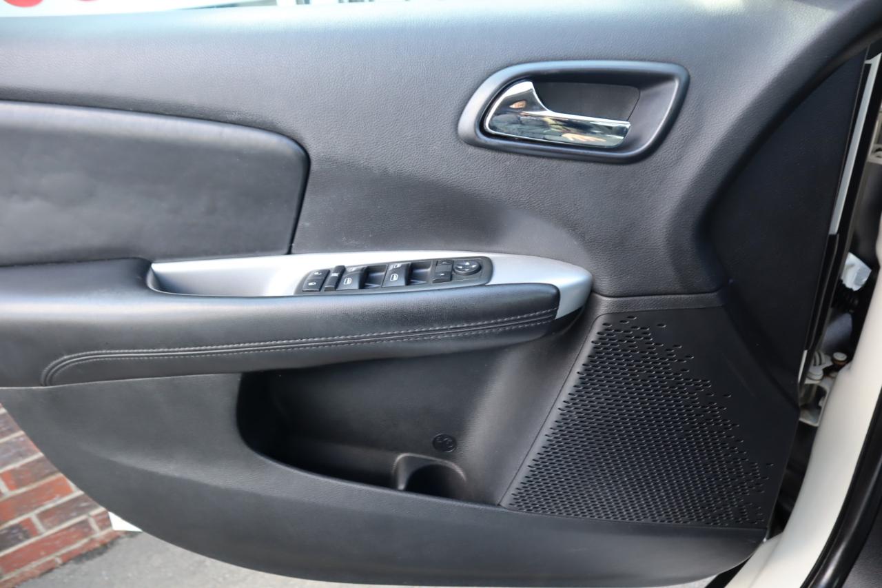 Dodge Journey AWD 4dr SXT 2012