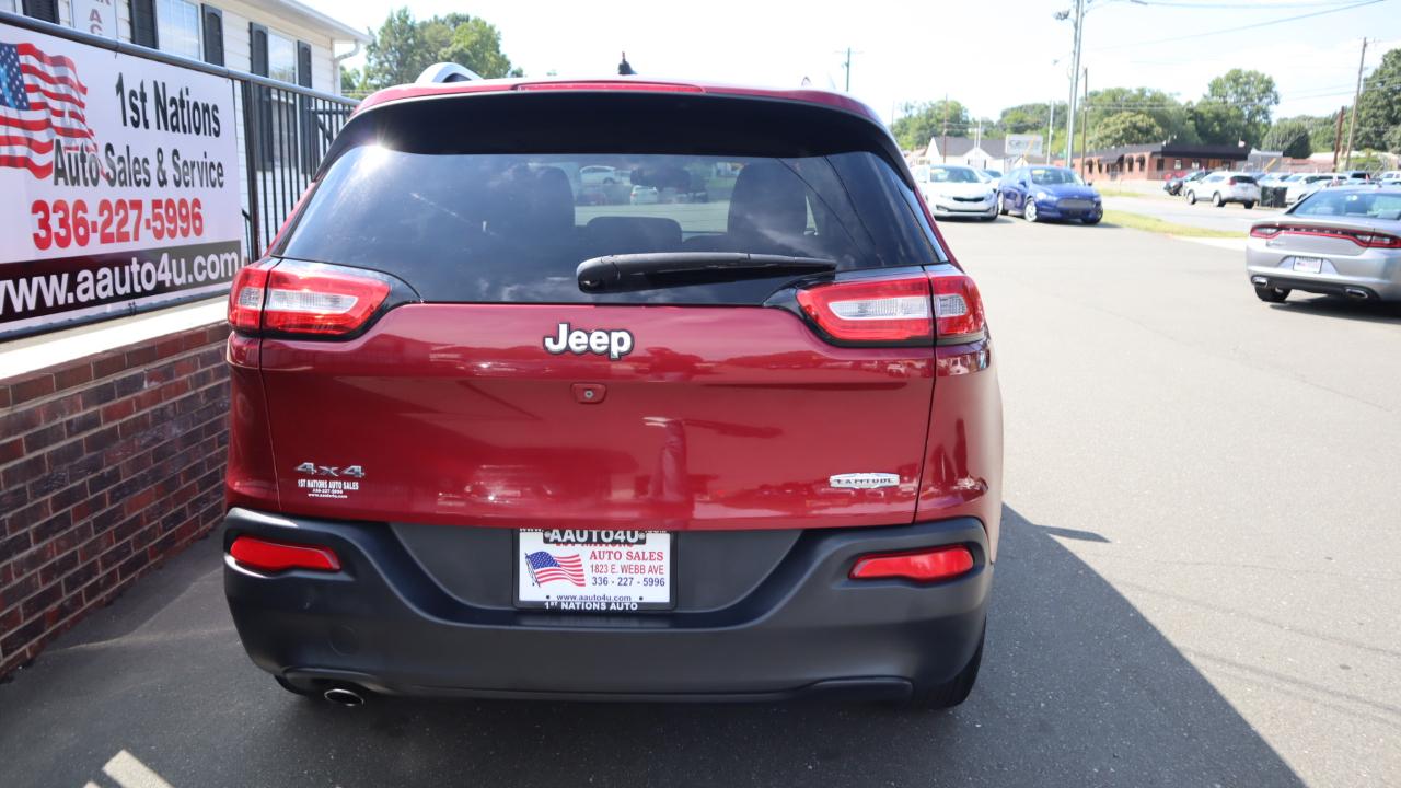 Jeep Cherokee 4WD 4dr Latitude 2015