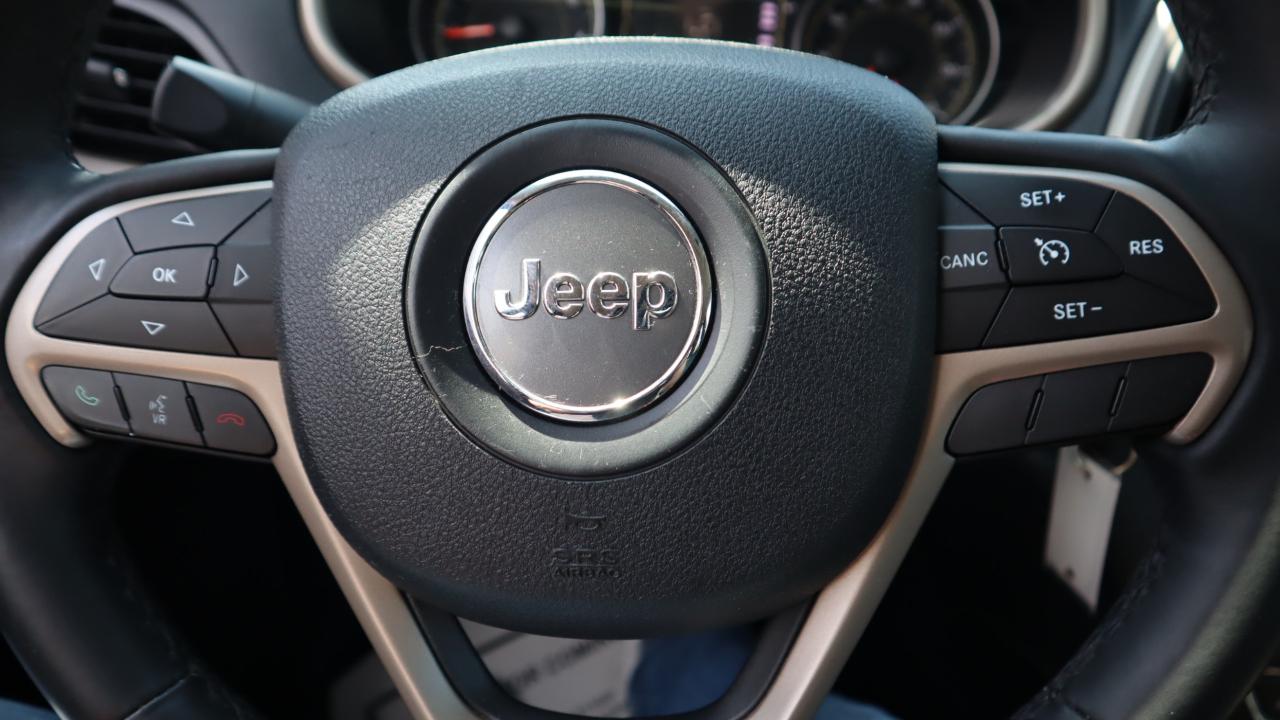 Jeep Cherokee 4WD 4dr Latitude 2015