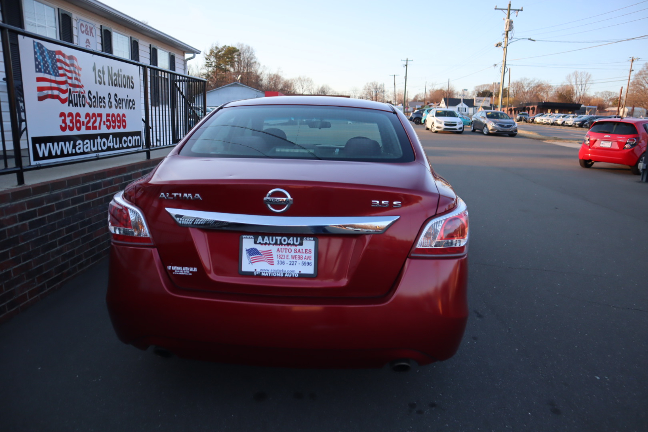 Nissan Altima 4dr Sdn V6 3.5 S 2013