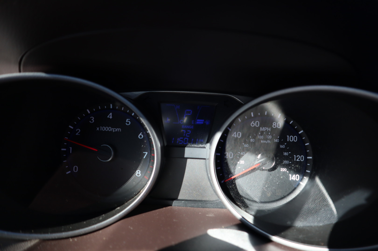 Hyundai Tucson AWD 4dr Auto GLS PZEV 2012