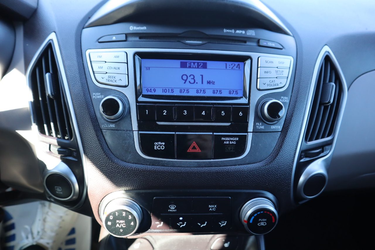 Hyundai Tucson AWD 4dr Auto GLS PZEV 2012