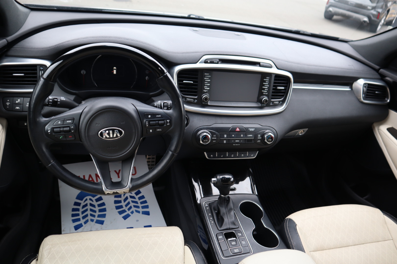 Kia Sorento FWD 4dr 3.3L SXL 2016