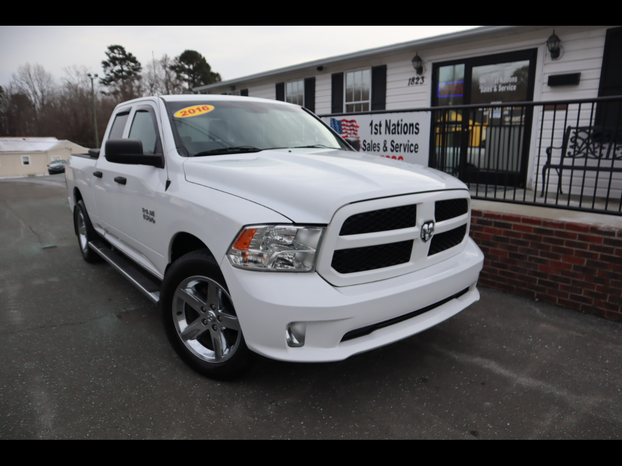 RAM 1500 2WD Quad Cab 140.5" Express 2016