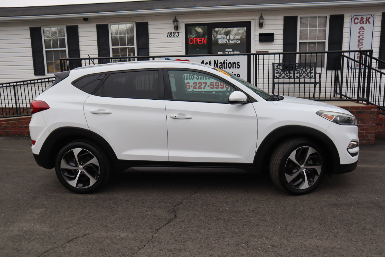 Hyundai Tucson FWD 4dr Sport w/Beige Int 2016
