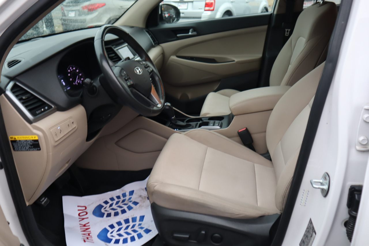 Hyundai Tucson FWD 4dr Sport w/Beige Int 2016