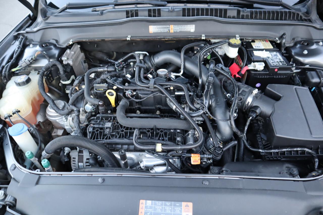 Ford Fusion SE FWD 2017