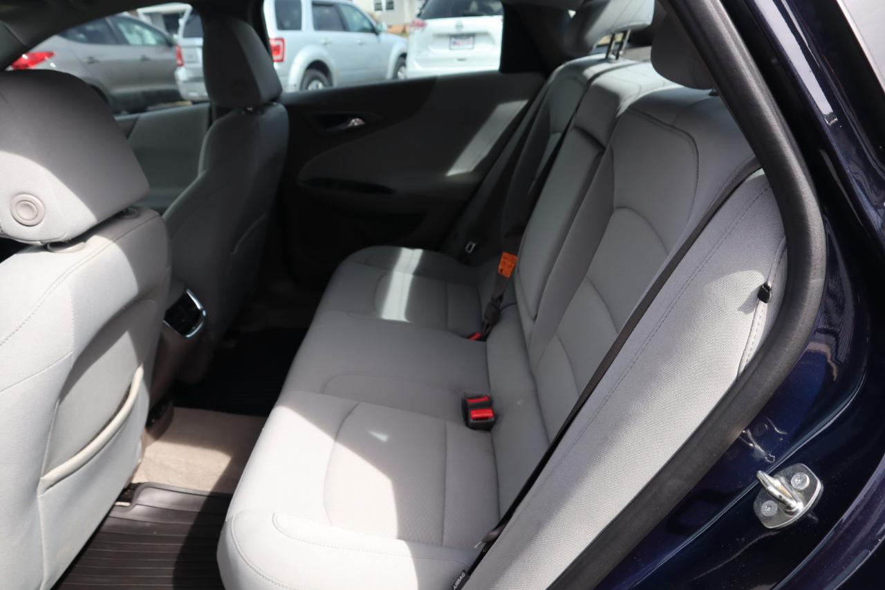 Chevrolet Malibu 4dr Sdn LT w/1LT 2017