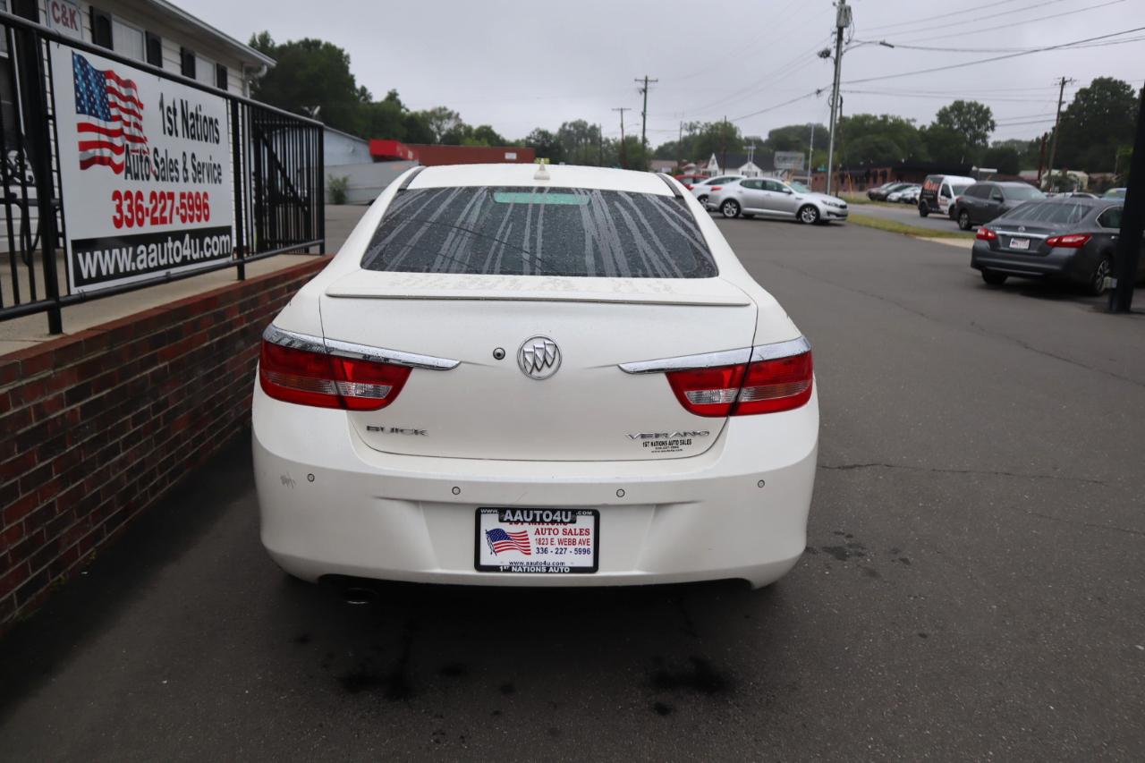 Buick Verano 4dr Sdn Leather Group 2012