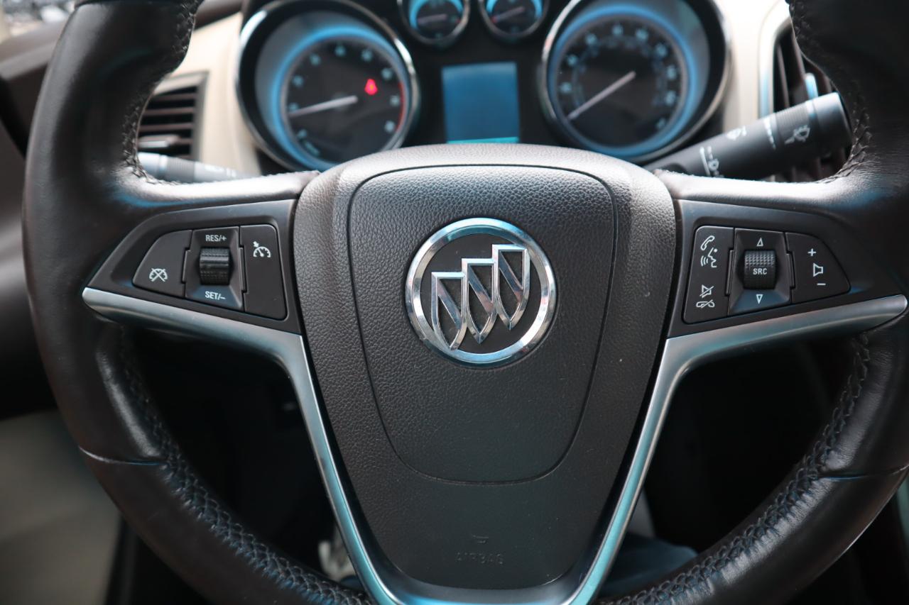 Buick Verano 4dr Sdn Leather Group 2012