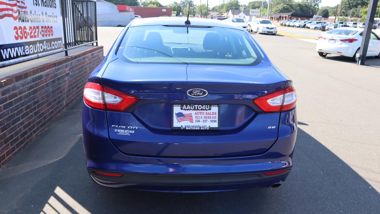 Ford Fusion 4dr Sdn SE FWD 2015