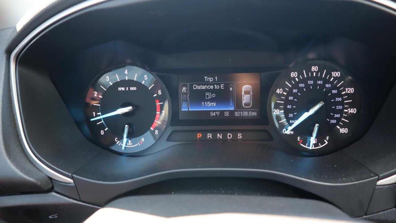Ford Fusion 4dr Sdn SE FWD 2015