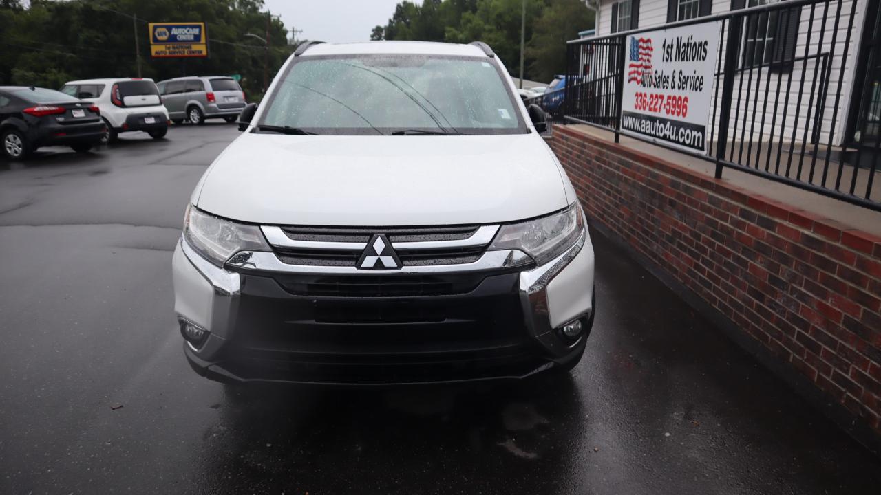 Mitsubishi Outlander SEL FWD 2018
