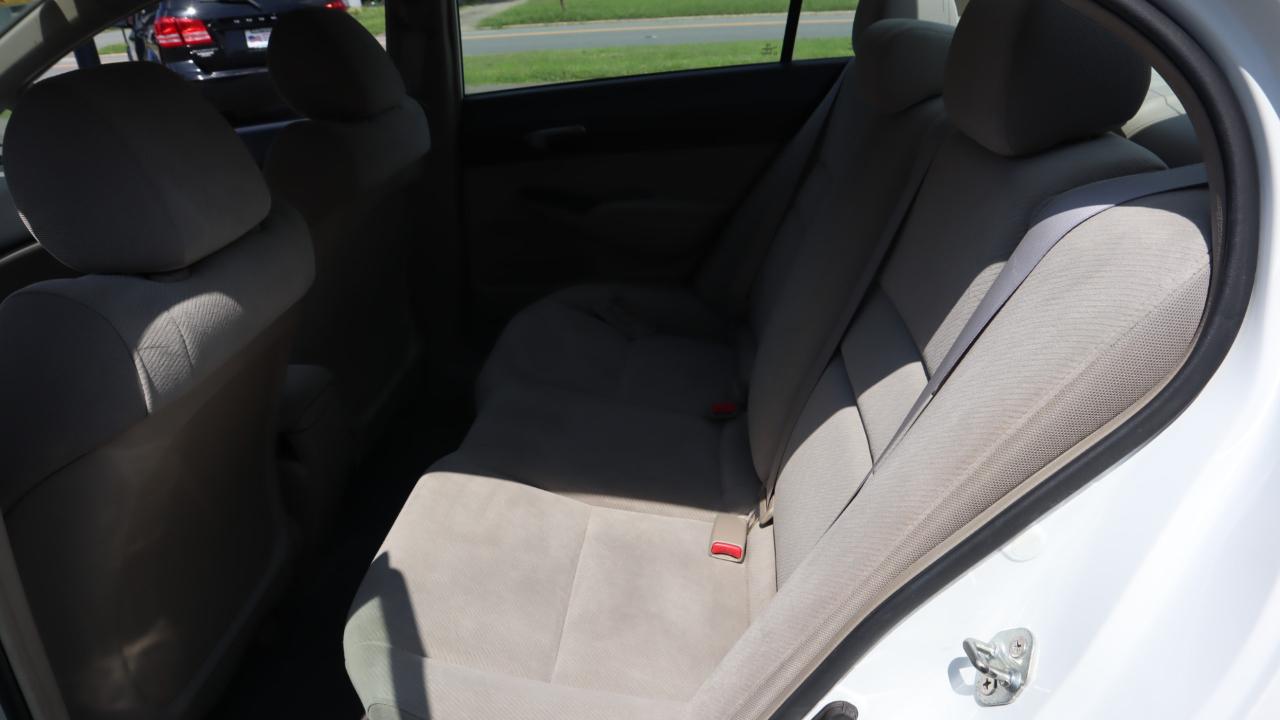 Honda Civic Sdn 4dr Auto LX 2011
