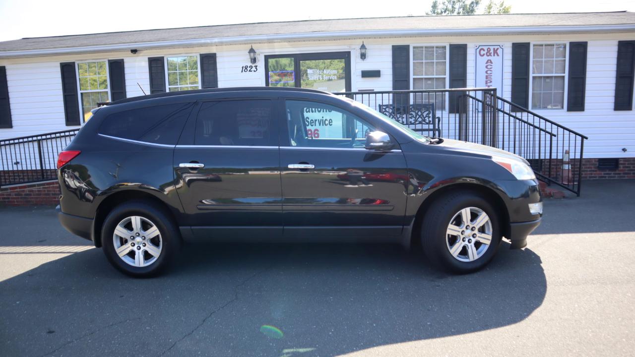 Chevrolet Traverse AWD 4dr LT w/1LT 2011