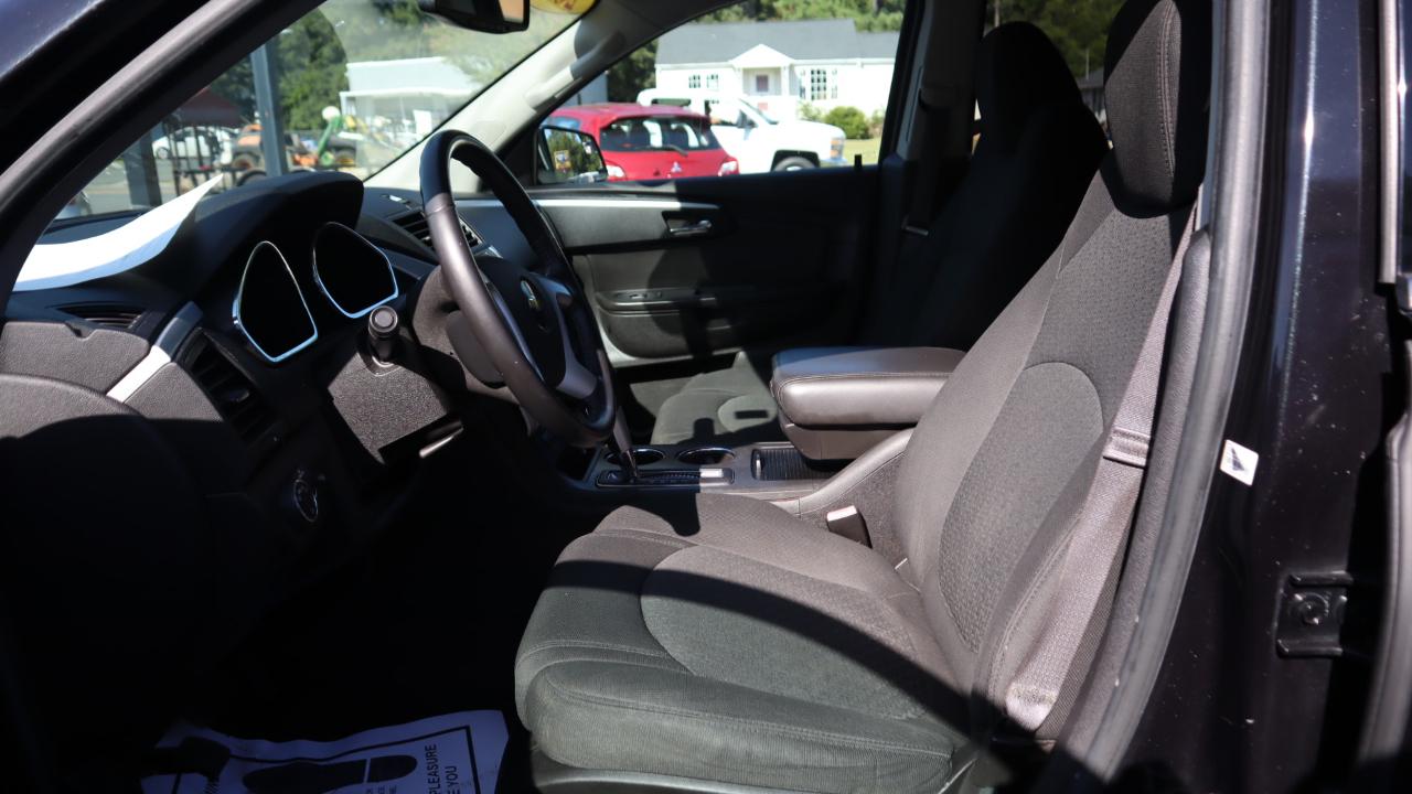 Chevrolet Traverse AWD 4dr LT w/1LT 2011