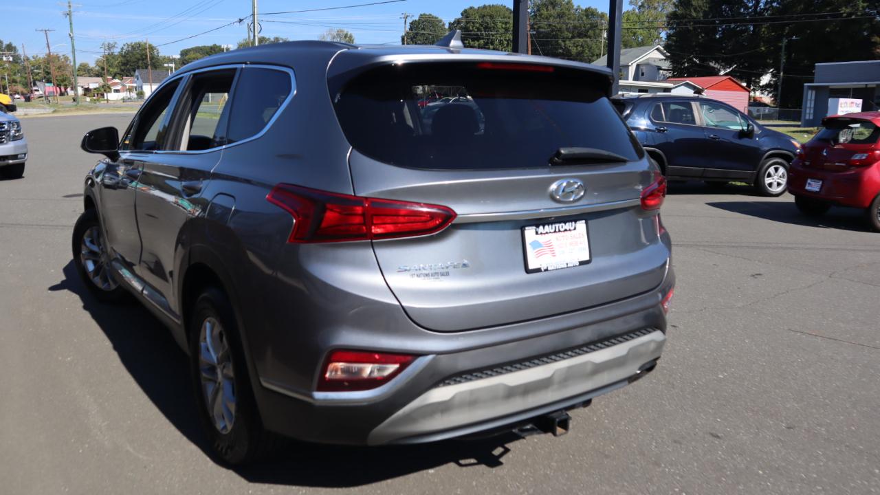 Hyundai Santa Fe SEL 2.4L Auto FWD 2019