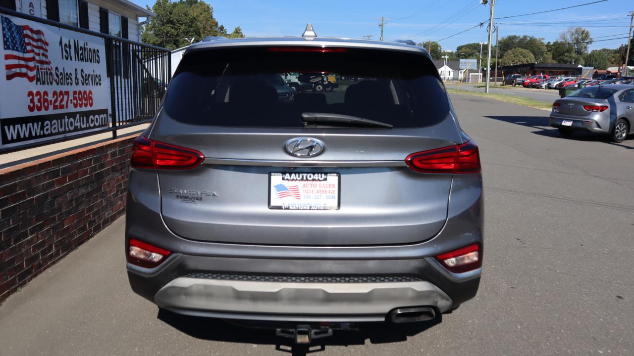 Hyundai Santa Fe SEL 2.4L Auto FWD 2019