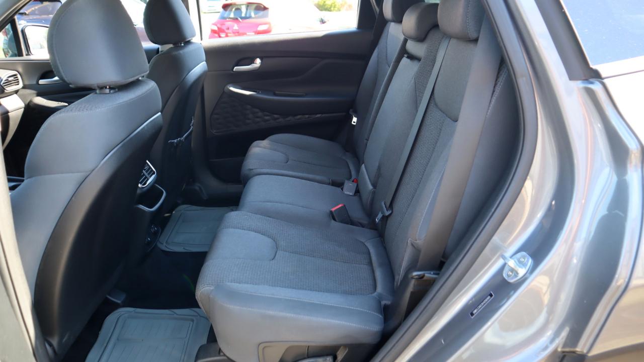 Hyundai Santa Fe SEL 2.4L Auto FWD 2019