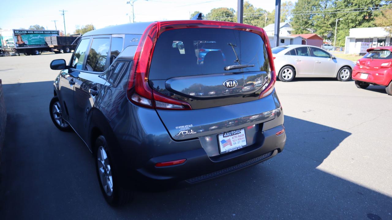 Kia Soul S IVT 2021