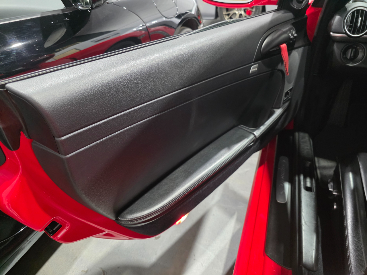 Porsche Cayman S 2011