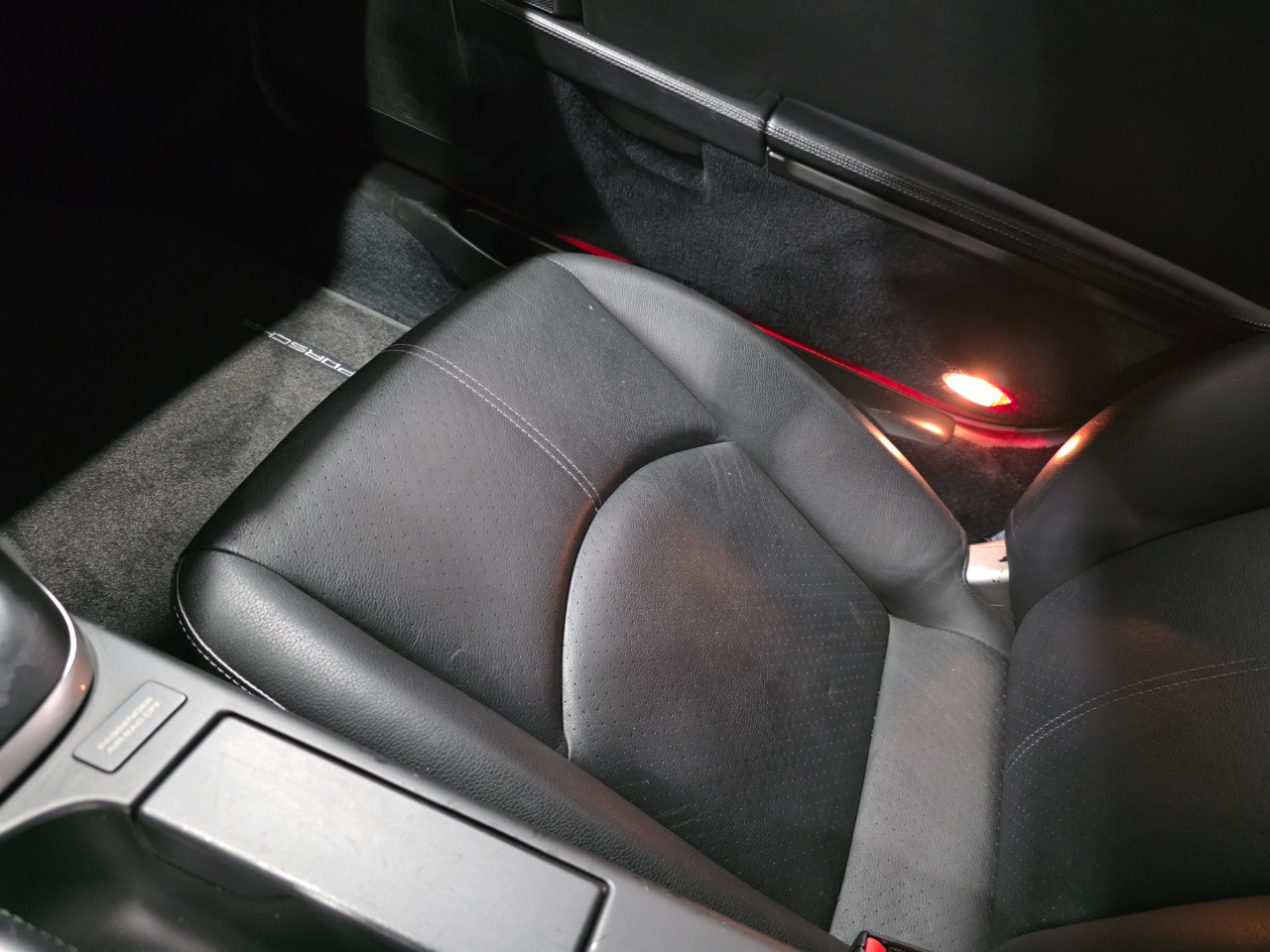 Porsche Cayman S 2011