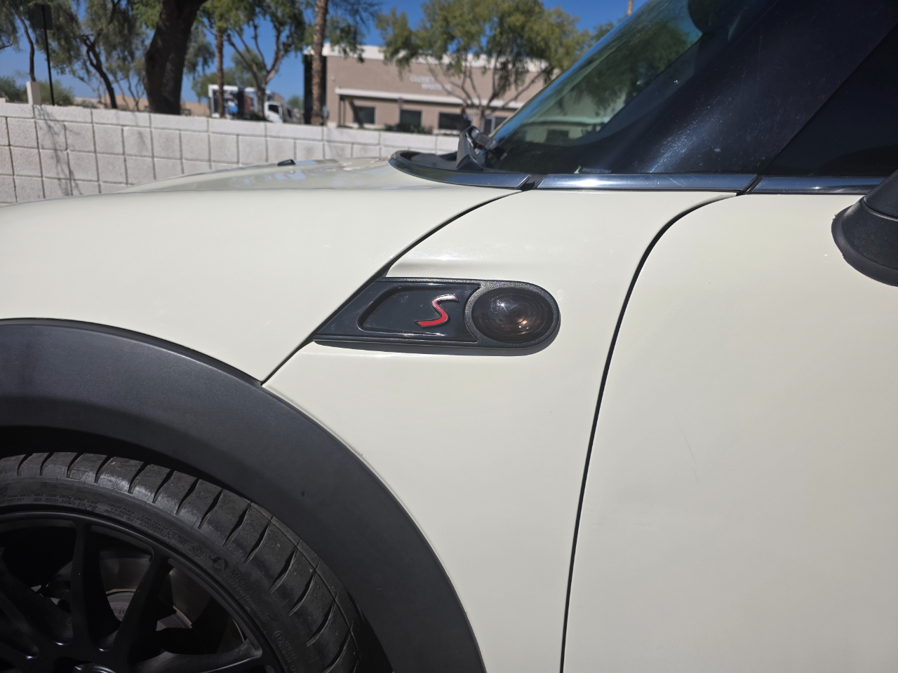 2012 Mini Cooper Hardtop S photo 2