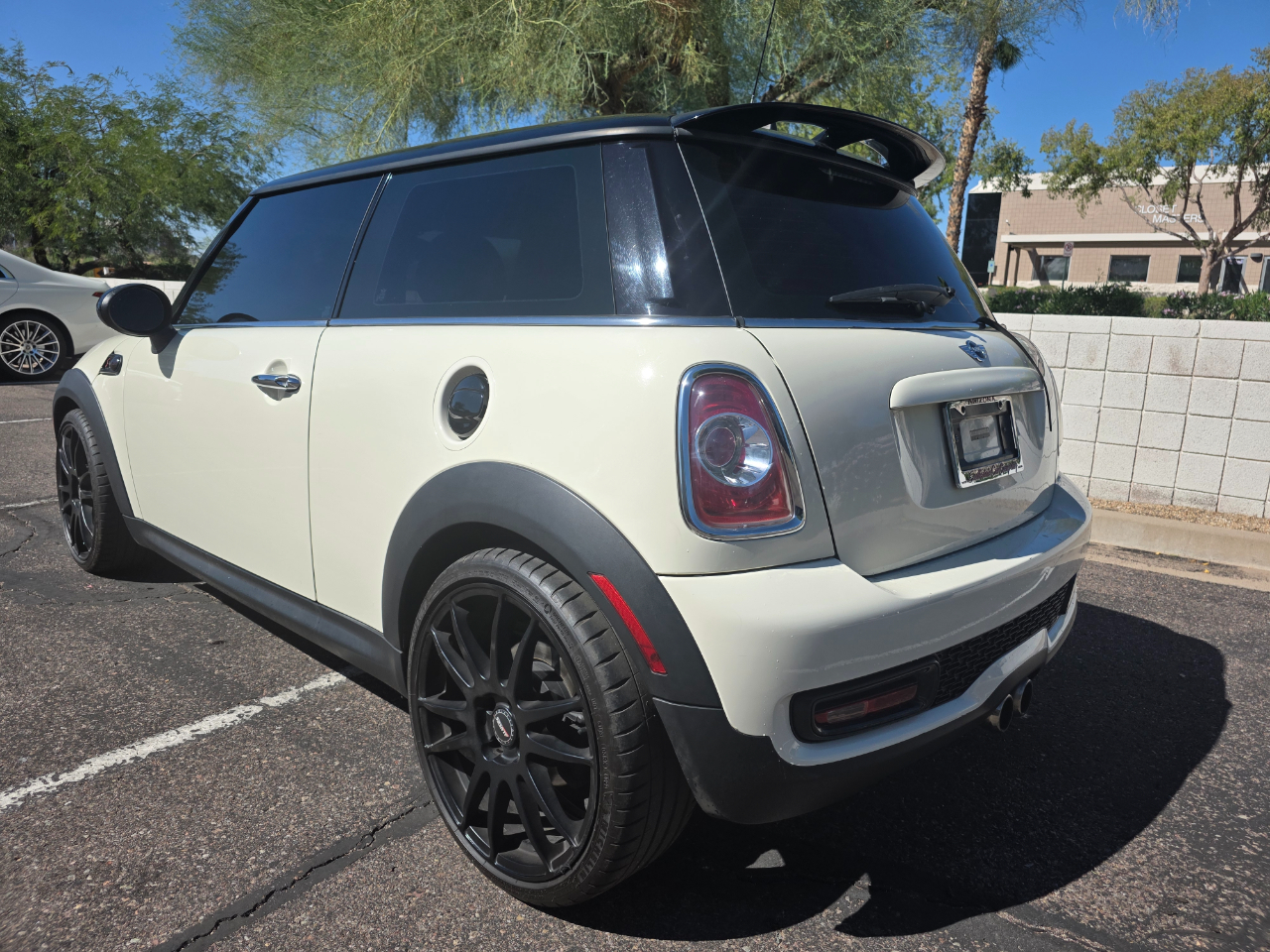 2012 Mini Cooper Hardtop S photo 3