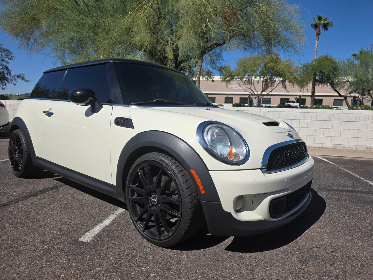 2012 Mini Cooper Hardtop S photo 15