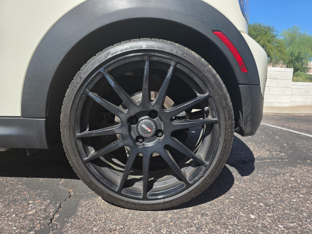 2012 Mini Cooper Hardtop S photo 18