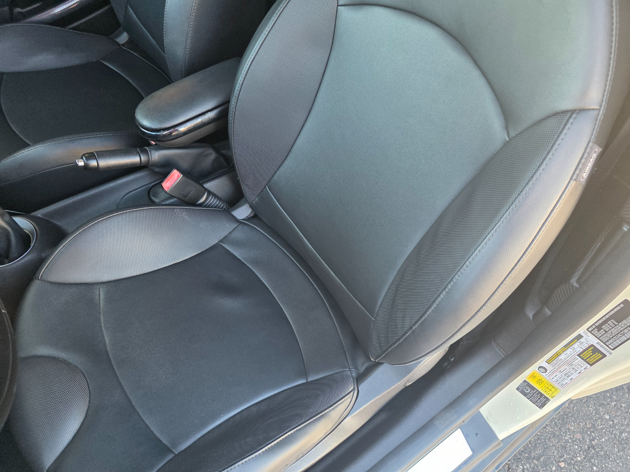 2012 Mini Cooper Hardtop S photo 21
