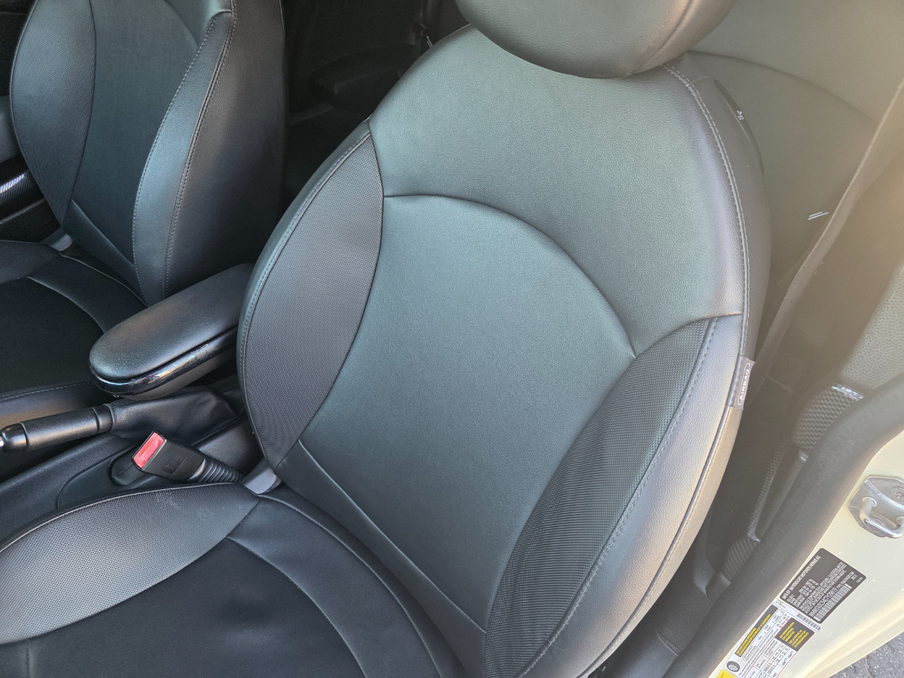 2012 Mini Cooper Hardtop S photo 22