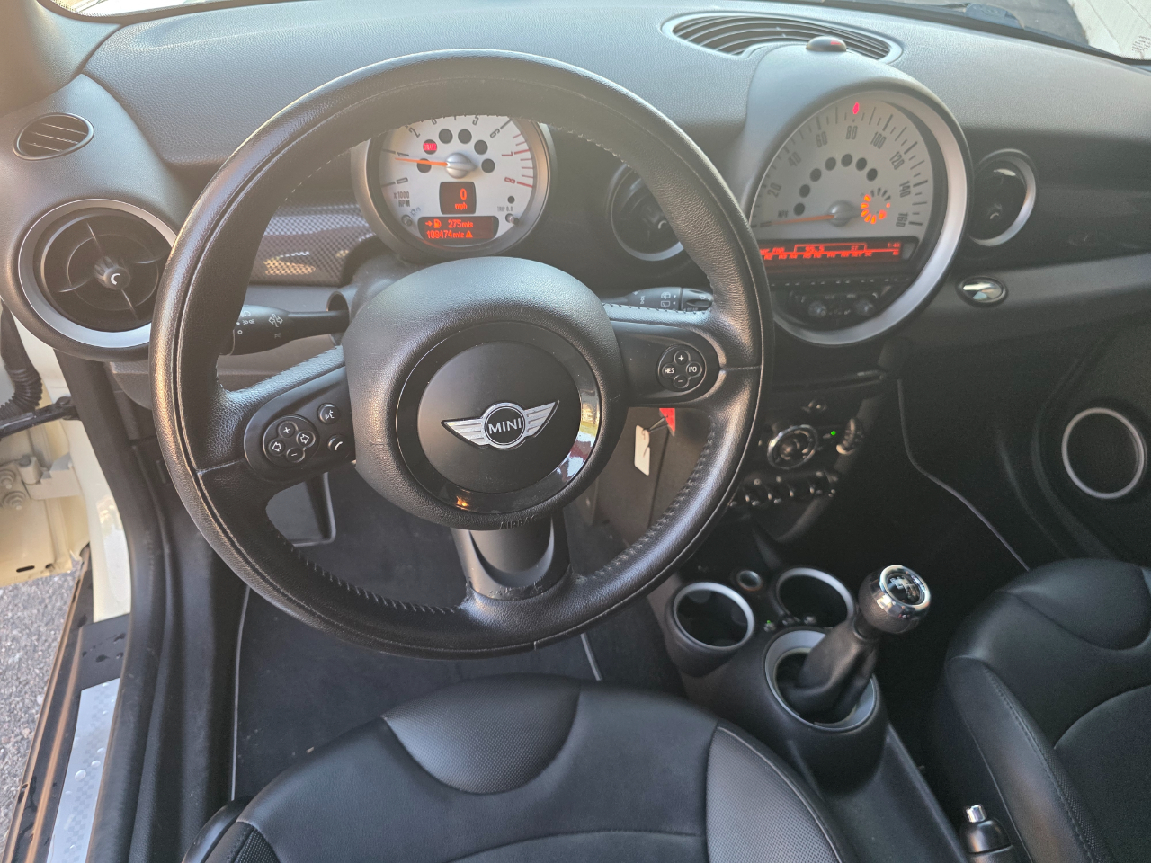 2012 Mini Cooper Hardtop S photo 24