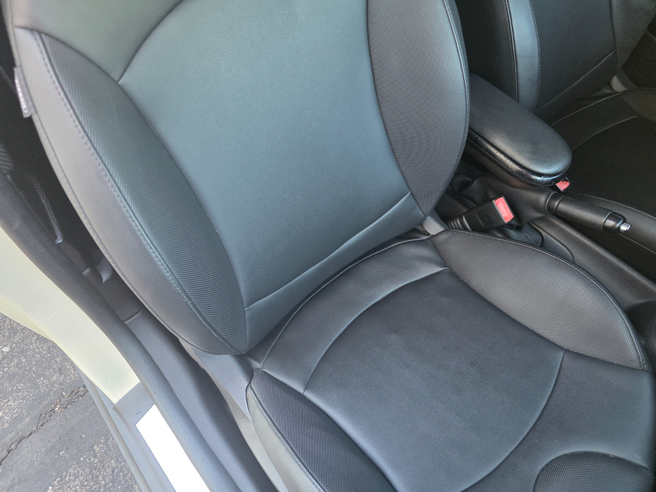 2012 Mini Cooper Hardtop S photo 37